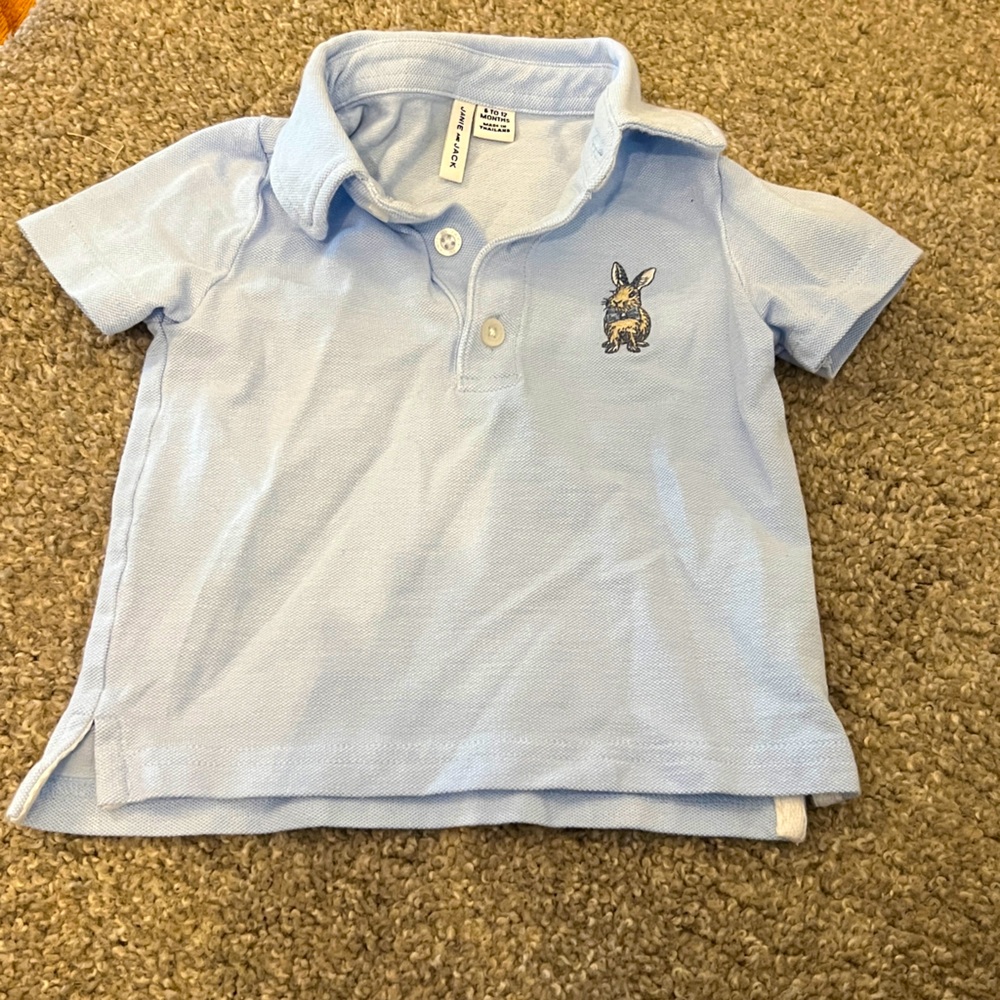 JANIE AND JACK Infant Baby Boys Light Blue Rabbit Detail Short Sleeve Polo Shirt